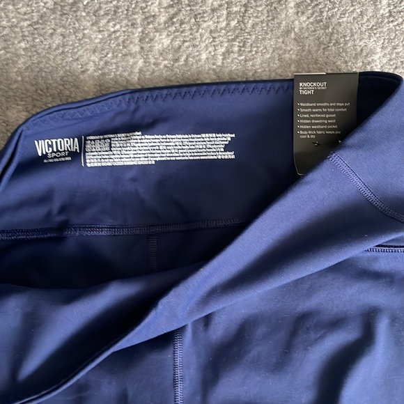 Victoria secret leggins - Picture 3 of 4